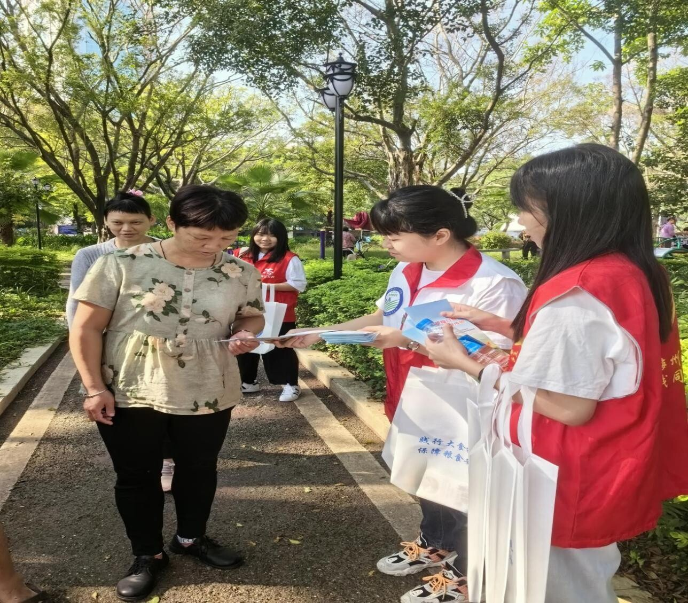 10.16梅江區發改局開展糧食安全宣傳活動_2