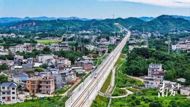 隨著梅龍高鐵開通，越來越多游客到梅州旅游，梅江區文旅市場被進一步激活。 南方日報記者 何森垚 攝